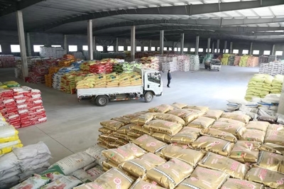 西海岸新区供销社 不负农时不负春，备足农资保春耕